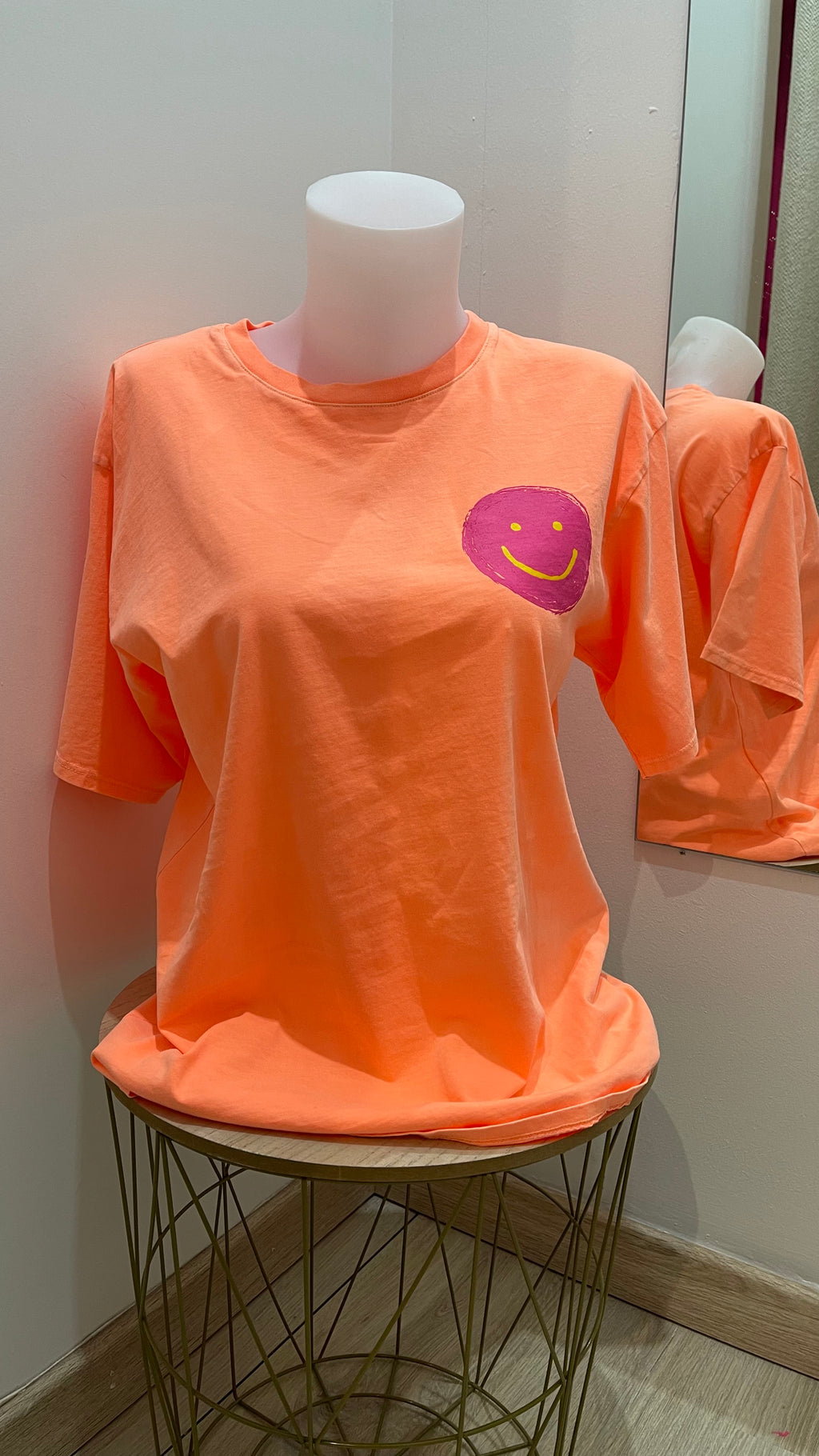 T-shirt orange