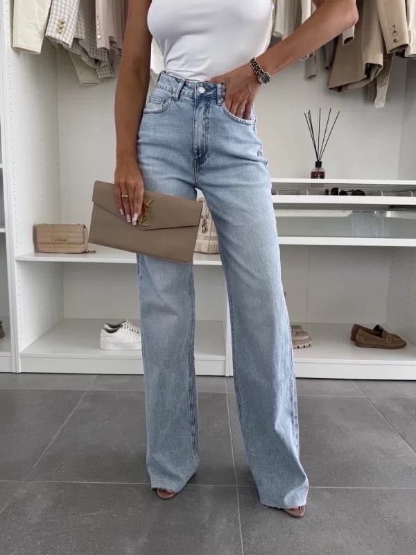 Jean pied large